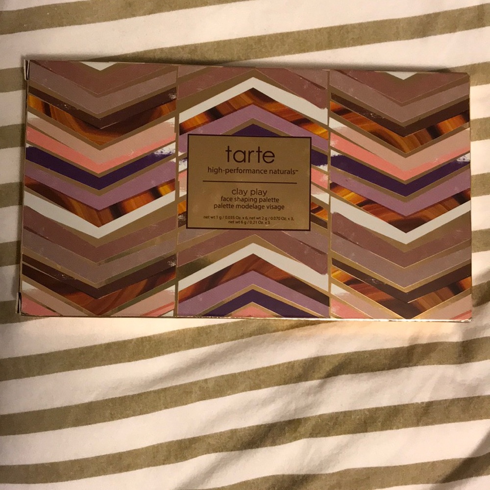 Makeup - Picture 2 of 5